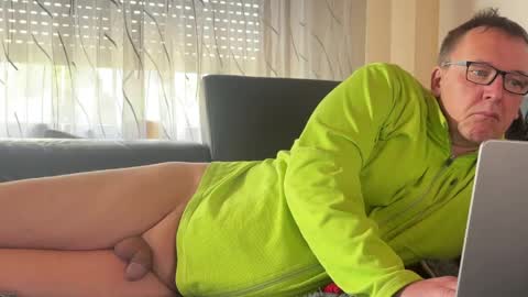 Tom online show from April 11, 2026, 6:29 am