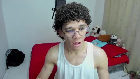 Snapshot of tom_blue10 chatting on September 30, 2025, 12:21 pm Tom Blue online show from September 30, 2025, 12:21 pm