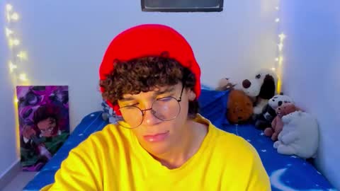 Tom Blue online show from March 10, 2026, 3:33 am