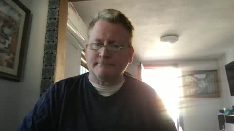 Hola online show from January 15, 2025, 5:37 pm