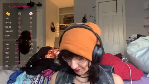 Snapshot of tomboy_titties chatting on October 14, 2025, 11:05 pm tomboy_titties online show from October 14, 2025, 11:05 pm