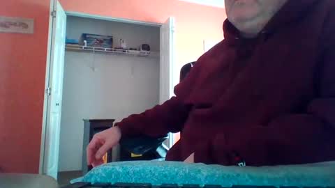 tomcat4848 online show from September 22, 2025, 12:51 pm