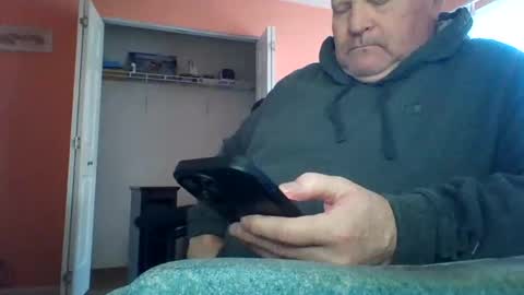 tomcat4848 online show from October 8, 2025, 5:10 pm