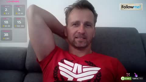 Snapshot of tomhardic chatting on July 15, 2026, 12:21 pm TOM online show from July 15, 2026, 12:21 pm