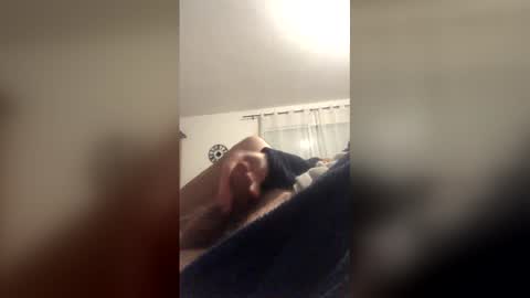 Snapshot of tomjong22 chatting on March 29, 2026, 9:37 pm tomjong22 online show from March 29, 2026, 9:37 pm