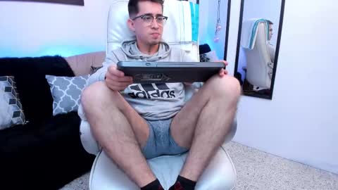 Tomas online show from March 7, 2026, 4:42 am