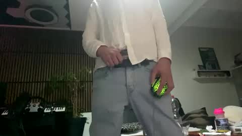 tommit84 online show from March 12, 2025, 2:30 am