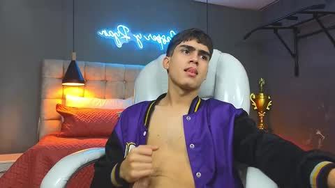 Tommy  online show from February 20, 2025, 9:44 am