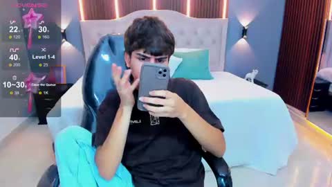 Snapshot of tommy18__ chatting on July 17, 2026, 3:24 am Tommy online show from July 17, 2026, 3:24 am