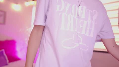 Blue  online show from March 25, 2026, 12:11 pm