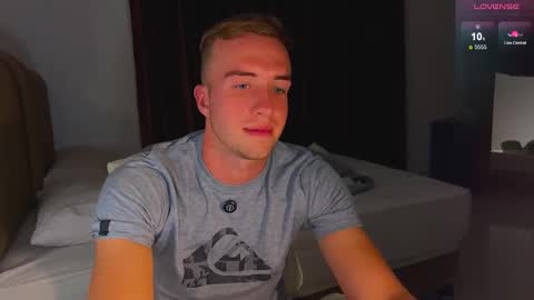 Snapshot of tommy_cumfinger chatting on March 11, 2025, 10:29 am Tommy online show from March 11, 2025, 10:29 am