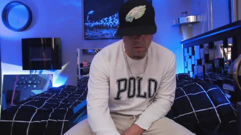 Snapshot of tommy_knuckles chatting on December 27, 2024, 11:31 pm Tommy online show from December 27, 2024, 11:31 pm