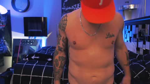 Snapshot of tommy_knuckles chatting on December 28, 2024, 3:26 pm Tommy online show from December 28, 2024, 3:26 pm