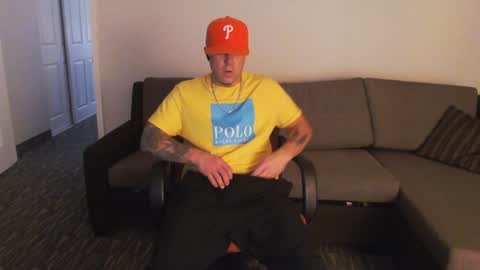 Snapshot of tommy_knuckles chatting on December 31, 2024, 1:57 am Tommy online show from December 31, 2024, 1:57 am