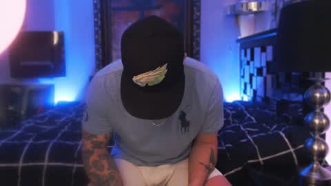 Snapshot of tommy_knuckles chatting on February 2, 2025, 4:32 pm Tommy online show from February 2, 2025, 4:32 pm