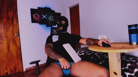 tommy_sccott online show from February 16, 2025, 5:48 am