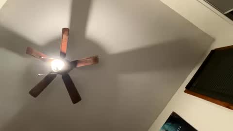 Snapshot of tommygunz62 chatting on January 7, 2026, 2:58 am tommygunz62 online show from January 7, 2026, 2:58 am