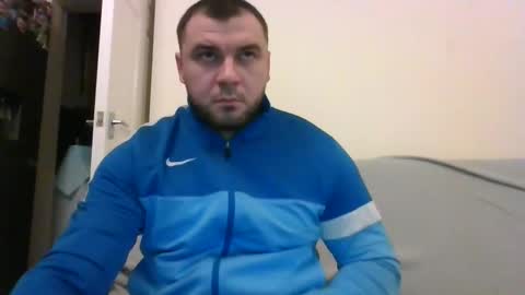 tommyy19901 online show from December 2, 2024, 7:27 pm