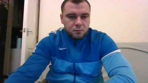 tommyy19901 online show from December 4, 2024, 6:39 pm