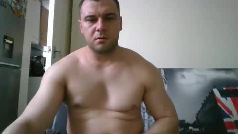 tommyy19901 online show from March 9, 2025, 4:55 pm