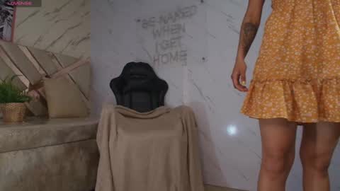 leyla  online show from February 11, 2025, 3:29 am