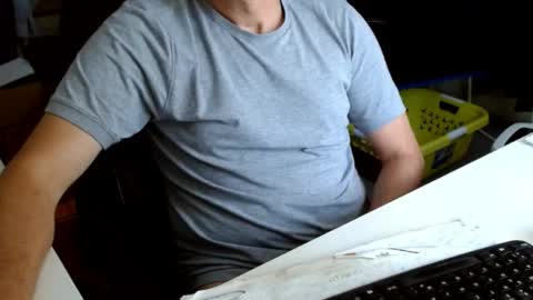 Tom online show from May 13, 2026, 8:55 am