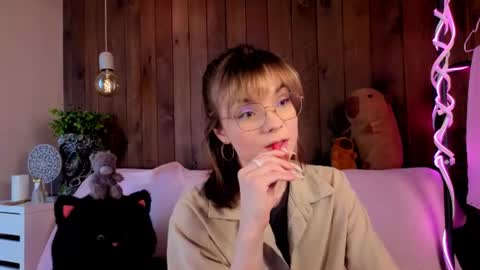 Snapshot of tonitatooker chatting on July 10, 2026, 7:34 am Melissa online show from July 10, 2026, 7:34 am