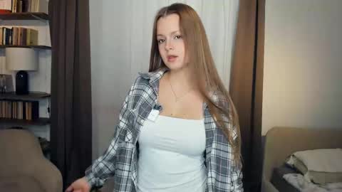 Alice online show from October 25, 2025, 7:38 am
