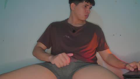 tony_marz online show from May 14, 2026, 4:52 am