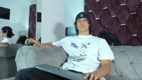 Tony Benedetti online show from April 10, 2026, 10:03 pm