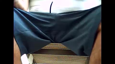 tonymcfly99 online show from February 19, 2025, 7:05 pm