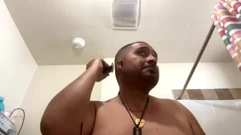 Snapshot of tonynugz chatting on May 23, 2026, 5:39 pm tonynugz online show from May 23, 2026, 5:39 pm