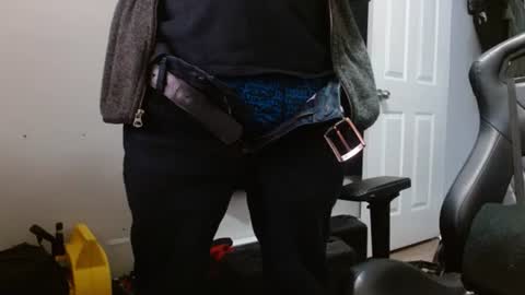 tonytonytony3001 online show from February 23, 2025, 9:59 pm