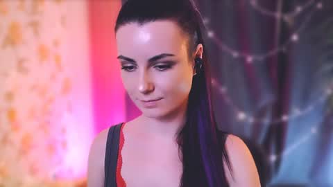 Snapshot of too_beautiful chatting on January 10, 2025, 7:32 pm Elizabeth online show from January 10, 2025, 7:32 pm