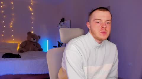 Snapshot of toohornyserj chatting on December 10, 2024, 8:05 pm toohornyserj online show from December 10, 2024, 8:05 pm