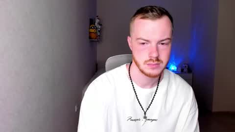 Snapshot of toohornyserj chatting on September 14, 2025, 10:31 pm toohornyserj online show from September 14, 2025, 10:31 pm