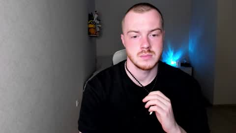 Snapshot of toohornyserj chatting on October 10, 2025, 8:08 pm toohornyserj online show from October 10, 2025, 8:08 pm