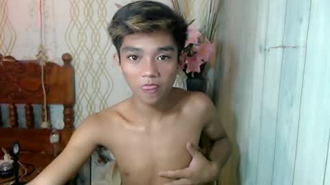 jhonrex online show from June 29, 2026, 4:52 am