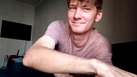 toptiptakestip online show from October 3, 2025, 12:18 am