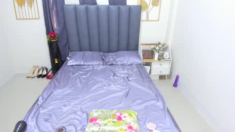 toptranshannah online show from March 28, 2026, 11:59 pm