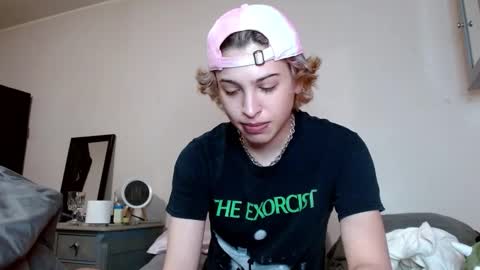 TopZaddy online show from November 20, 2025, 7:57 pm