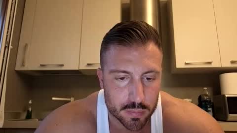 Snapshot of toro_arrapato chatting on May 20, 2026, 6:47 pm toro_arrapato online show from May 20, 2026, 6:47 pm