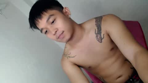 toshi_dakxxx online show from May 6, 2026, 5:07 pm