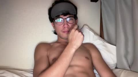 Karo online show from November 22, 2025, 4:06 pm