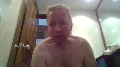 Snapshot of tosimies69 chatting on September 23, 2025, 5:10 am tosimies69 online show from September 23, 2025, 5:10 am