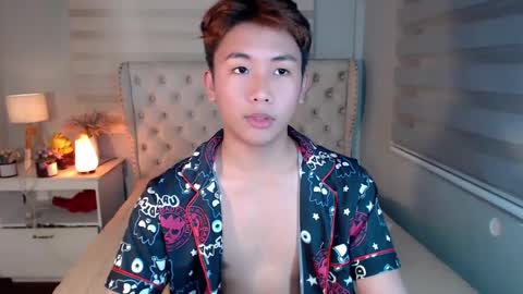 Snapshot of totalbabe1x chatting on February 6, 2025, 11:21 am totalbabe1x online show from February 6, 2025, 11:21 am