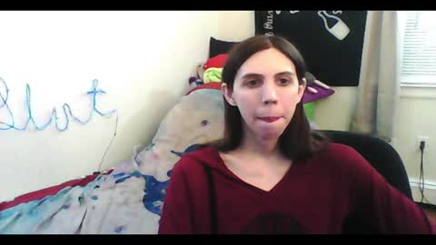 Luna online show from February 2, 2026, 4:22 am