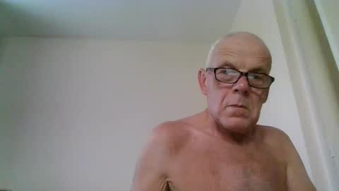 touche5656607203 online show from March 6, 2025, 5:11 pm