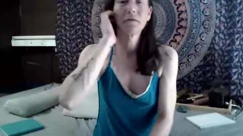 toxiclayne online show from April 3, 2026, 3:15 am