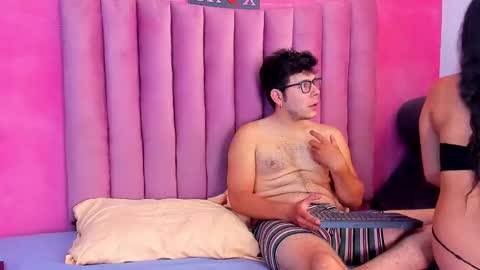 toxiclove01 online show from December 22, 2025, 7:33 pm